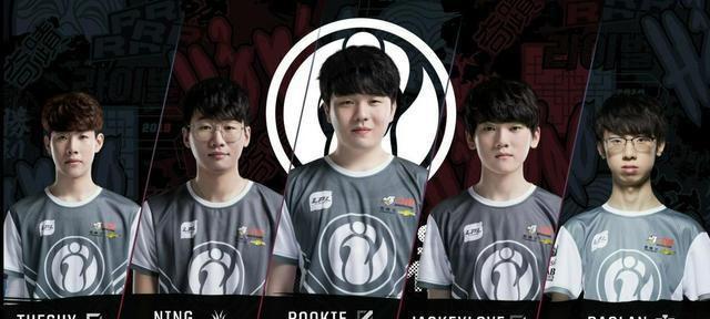 双方各具特 双方各具特