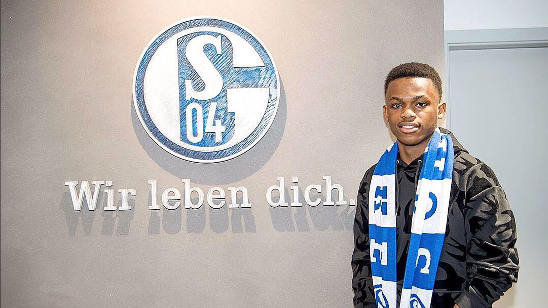 稳中带压 稳中带压